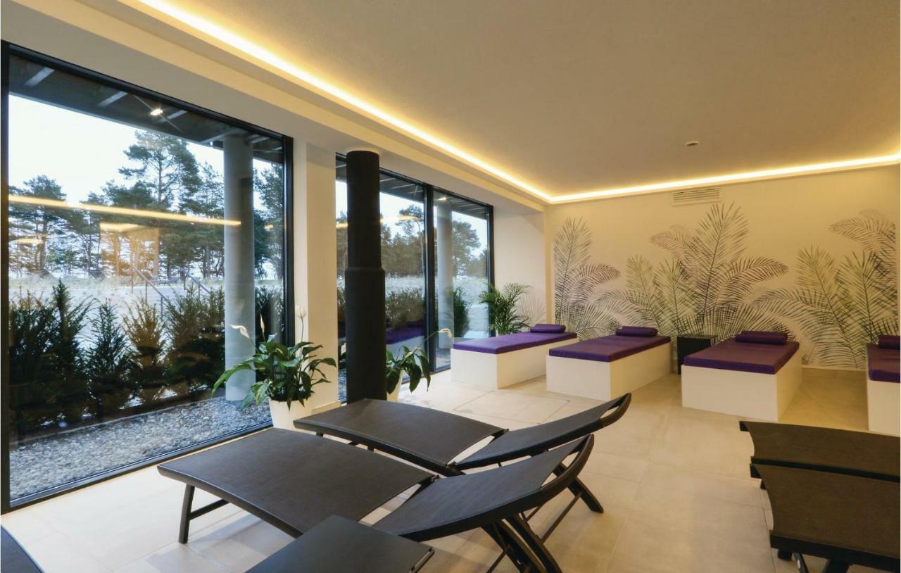 Garden Apartment *